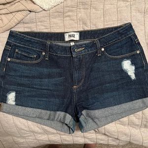 Jean shorts. Size 28